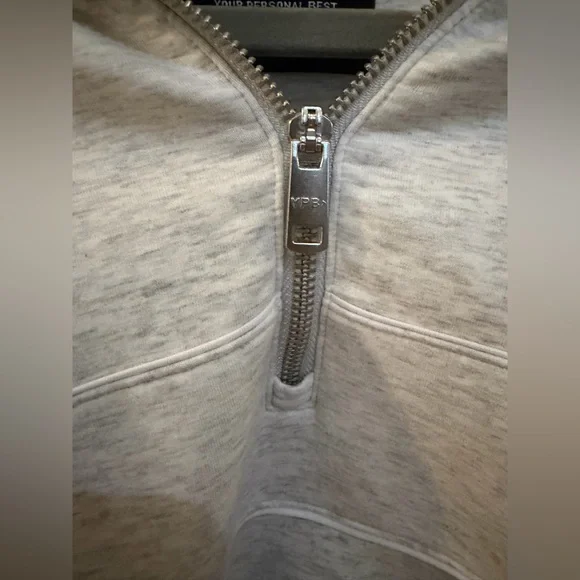 YPB (Your Personal Best) Light Gray Quarter‑Zip neoKNIT MAX Size L Cotton Blend - Picture 5 of 8